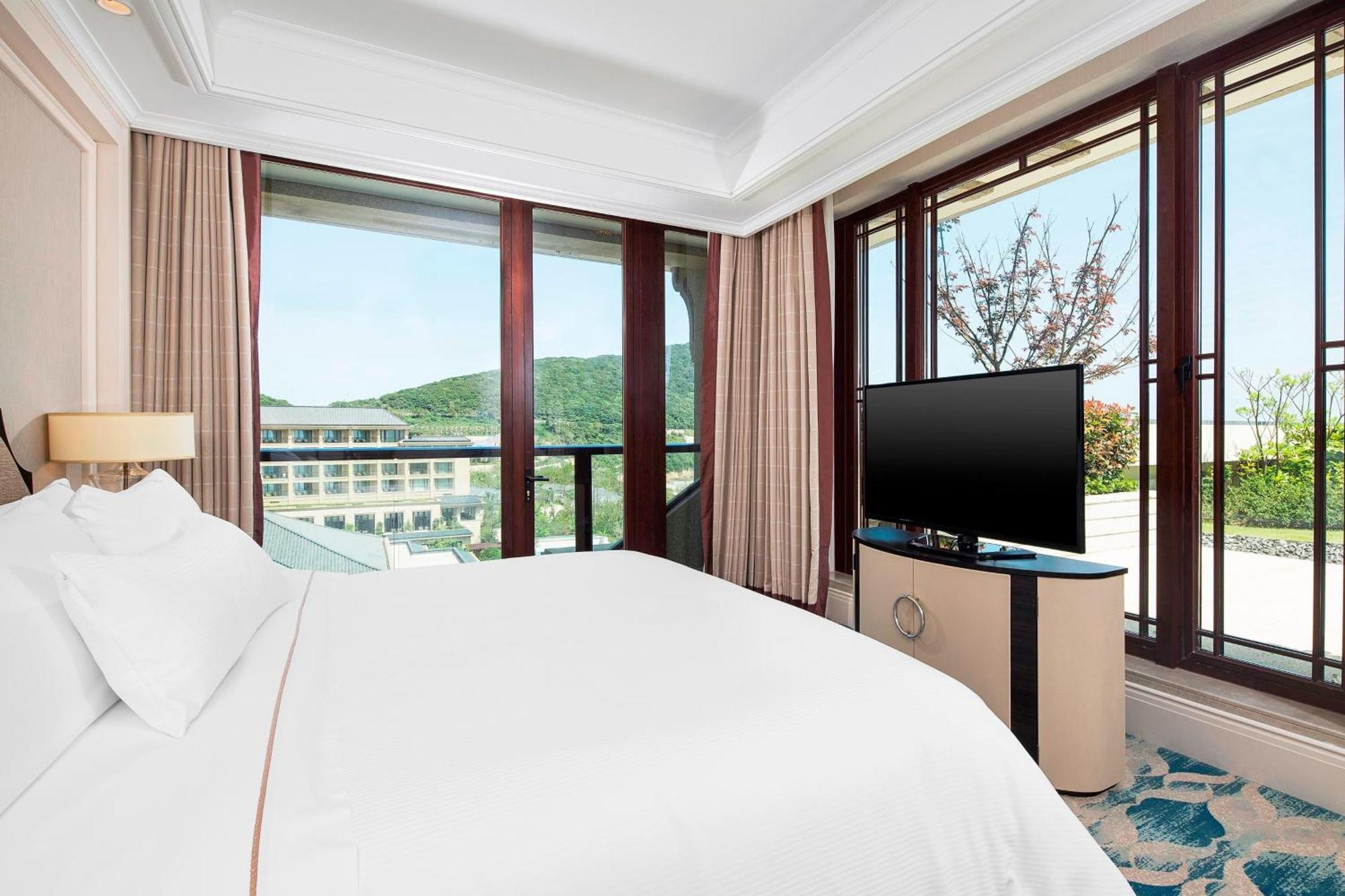 The Westin Zhujiajian Resort, Zhoushan Exterior photo